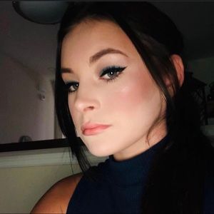 Meet your Posher, Lyndsey